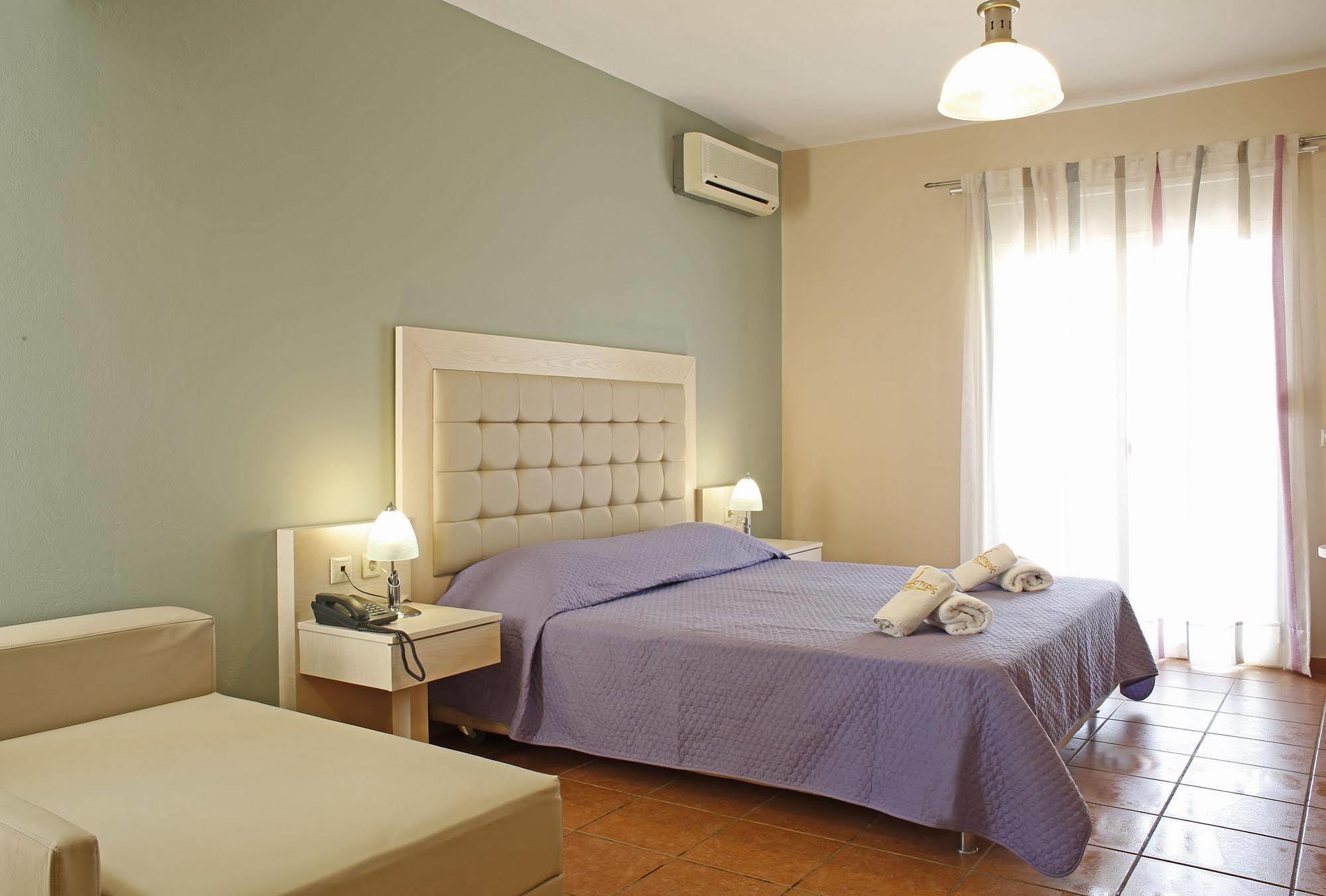 Asteris Hotel Skala  Eksteriør billede