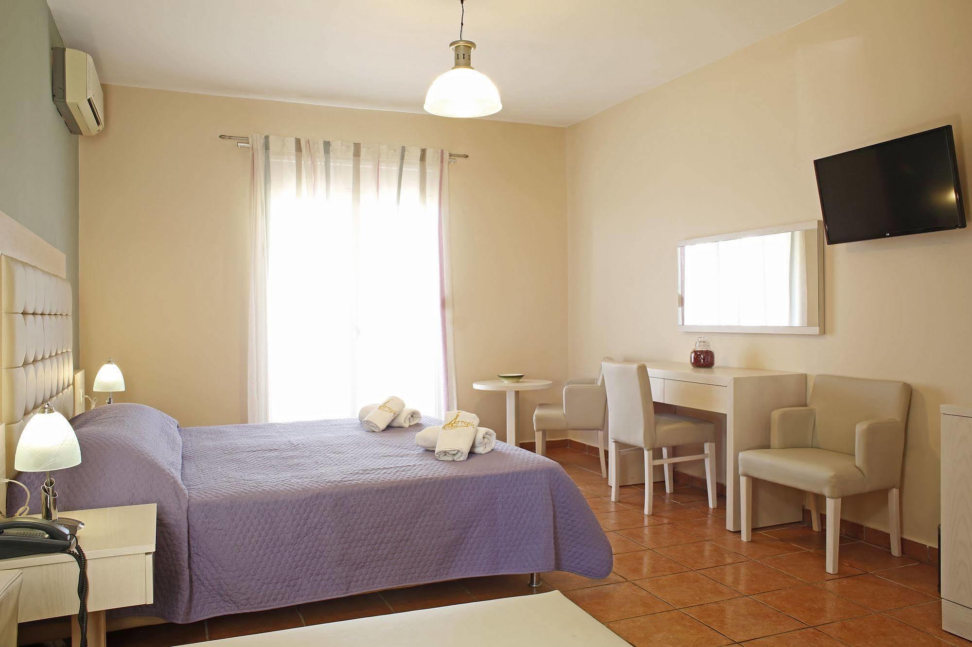 Asteris Hotel Skala  Eksteriør billede